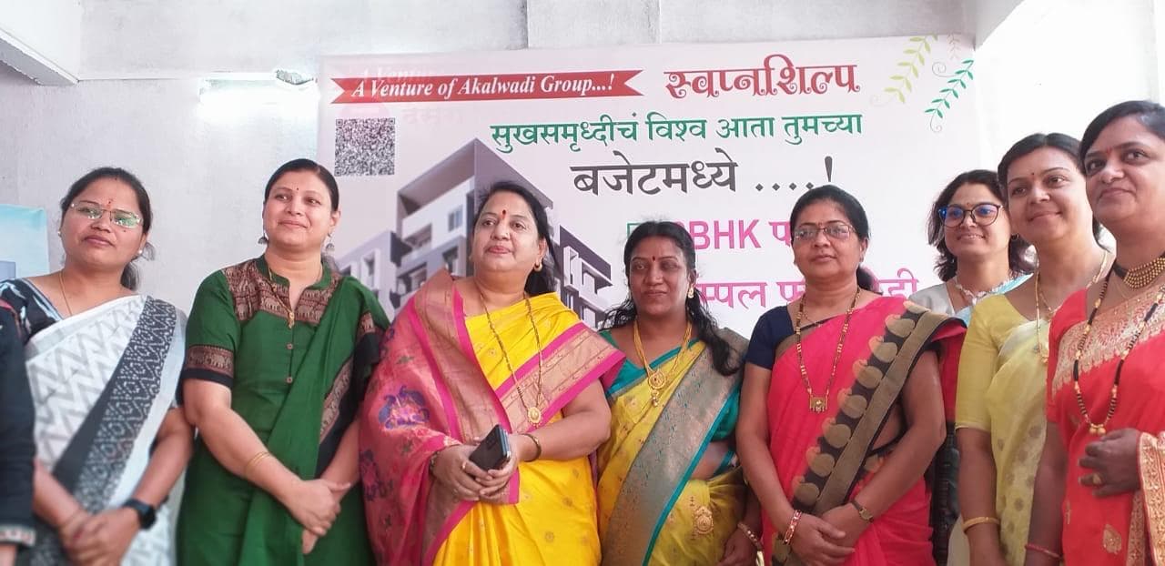 Felicitation of women at Royal Buildcon Women's Day event